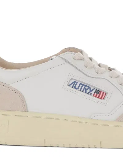 Autry Medalist Low Sneakers In White And Burgundy Suede And Leather In White
