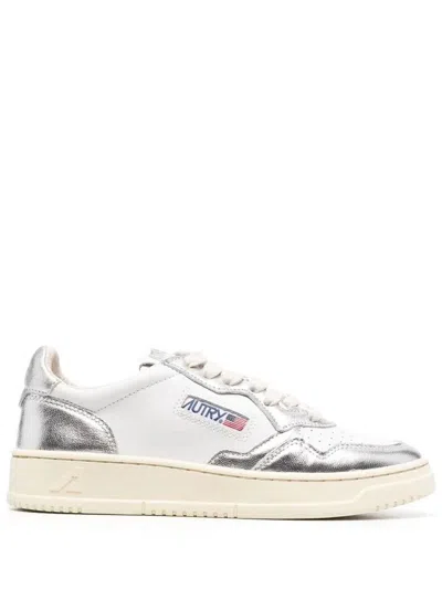 Autry Medalist Low Two-tone Sneakers In White And Metallic Silver Leather In Multi