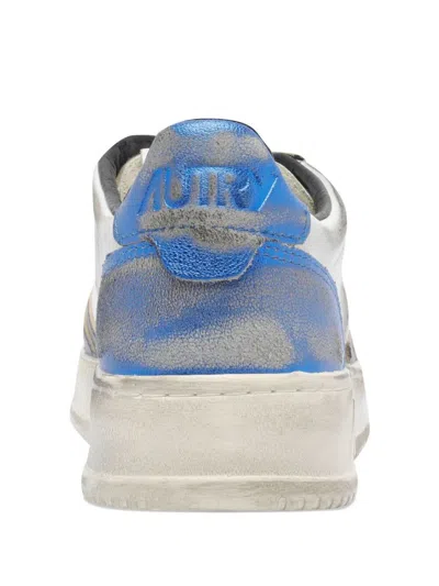 Autry White/black/blue Medalist Low Super Vintage Sneakers In White