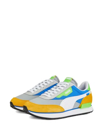 FUTURE RIDER PLAY ON 运动鞋