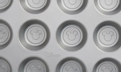 Farberware Six Piece Mickey Mouse Bakeware Set In Multi