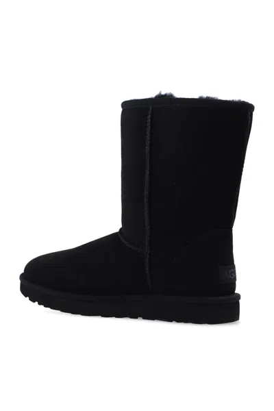 Ugg Classic Short Black Boots With Logo Patch On The Rear And Shearling Lining In Suede Woman In Black