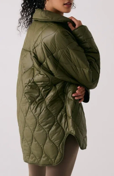 Lole The Quilted Water Repellent Nylon Shacket In Green