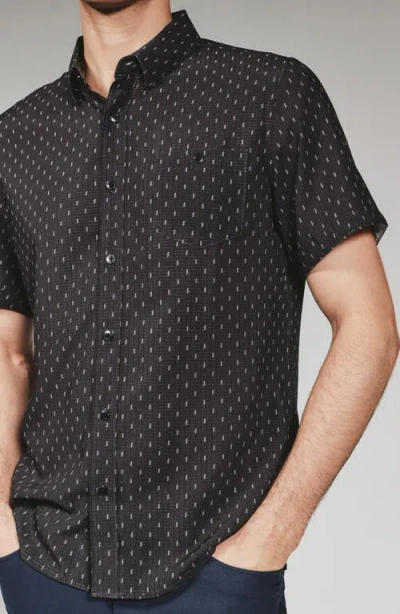 7 Diamonds Renzo Textured Geo Pattern Short Sleeve Stretch Button-up Shirt In Black