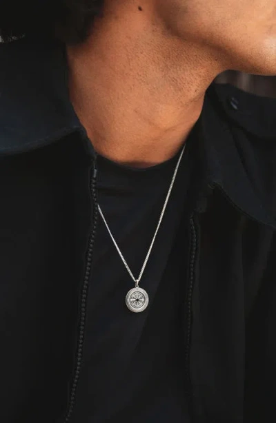 Vincero Compass Pendant Necklace In Silver
