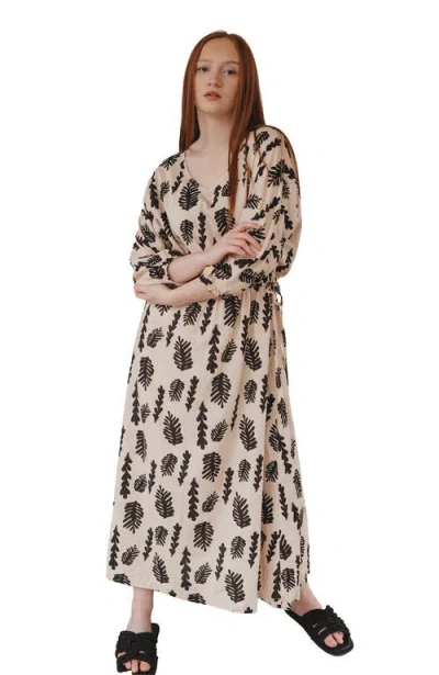 Turtledove London Organic Cotton Kaya Seaweed Print Maxi Dress In White