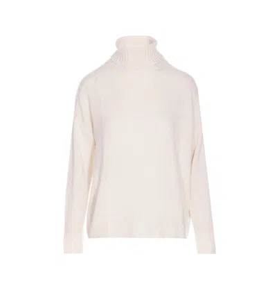 Allude Turtleneck Cashmere Sweater In White