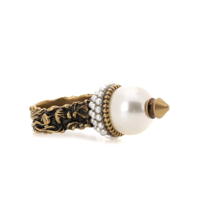 Gucci Textured Ring With Glass Pearls In Gold