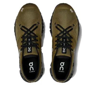 On Cloud X 3 Training Shoe In Green