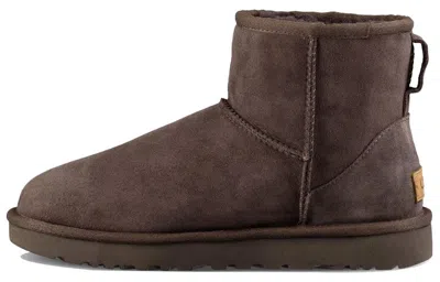 Ugg (wmns)  Classic Mini Ii Boot Chocolate In Brown