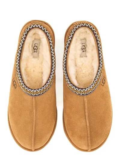 Ugg Biscuit Suede Tasman Slippers In Brown