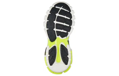 Balenciaga (wmns)  Track.2 Trainer 'white Fluo Yellow'