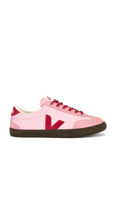 Veja Volley Leather Sneaker In Guimauve Pekin Eagle In Pink