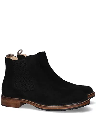 Astorflex Elastic-panel Suede Boots In Black