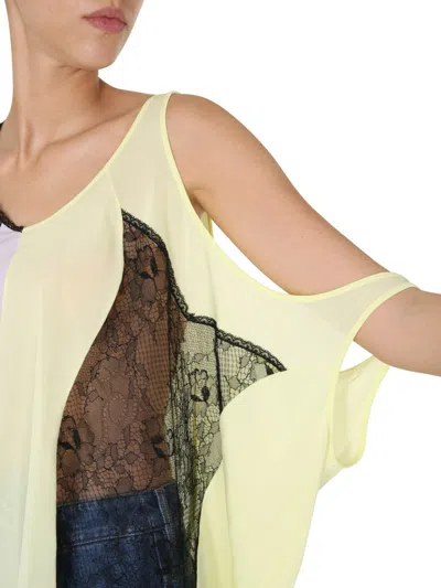 Maison Margiela Lace Panelled Colourblock Cold Shoulder Top In Neutral