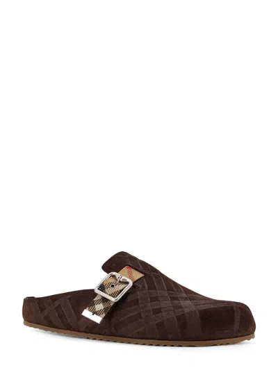 Burberry Strap Patterned Round Toe Rubber Sole Slip-on