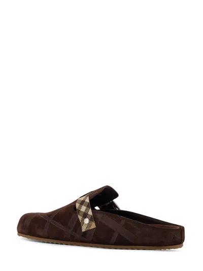 Burberry Strap Patterned Round Toe Rubber Sole Slip-on