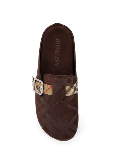 Burberry Strap Patterned Round Toe Rubber Sole Slip-on