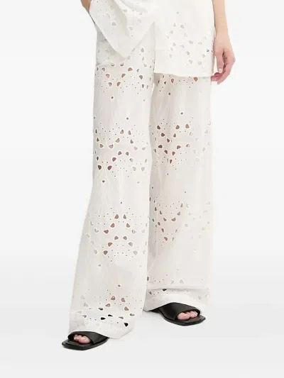 孔眼刺绣直筒长裤