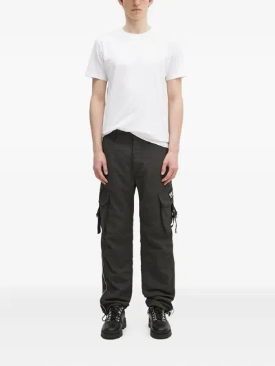 Levi's Cargo-pocket Graphic-patch Trousers In Black