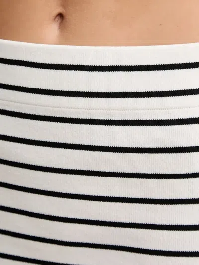 条纹侧开衩中长半身裙