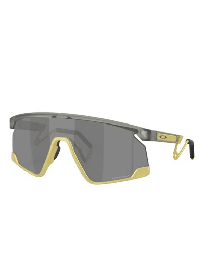 Oakley Man Sunglass Oo9237 Bxtr Metal Alloy Collection In Gray
