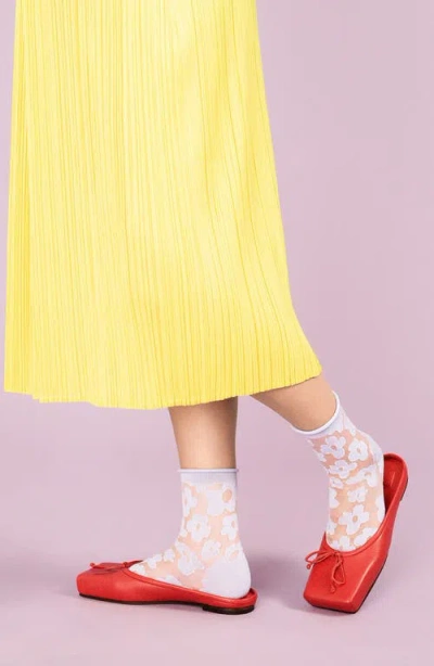 Hansel From Basel Poppy Flower Sheer Crew Socks In Gray