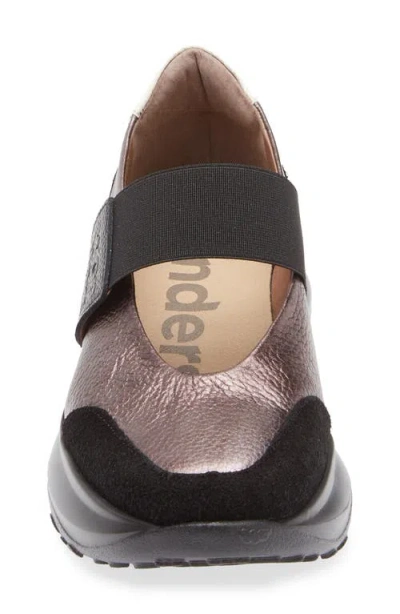 Wonders A-4011 Platform Slip-on Sneaker In Black