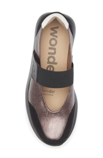 Wonders A-4011 Platform Slip-on Sneaker In Black