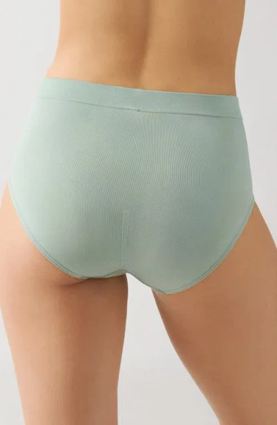 Wacoal B. Smooth Seamless Briefs In Green
