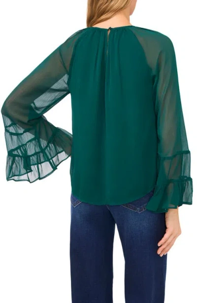 Cece Tiered Flowy Keyhole Blouse In Green