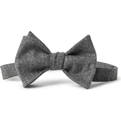 Brunello Cucinelli Wool-silk Flannel Bow Tie In Gray