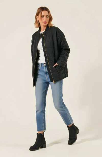 Modenaire Quilted Zip-up Jacket With Stand Collar And Square Stitch In Black