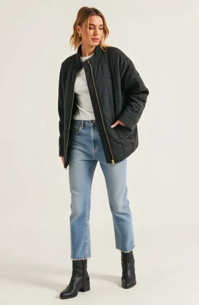 Modenaire Quilted Zip-up Jacket With Stand Collar And Square Stitch In Black