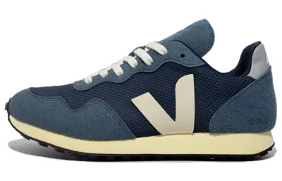 Veja Sdu Alveomesh Low-top Sneakers In Blue