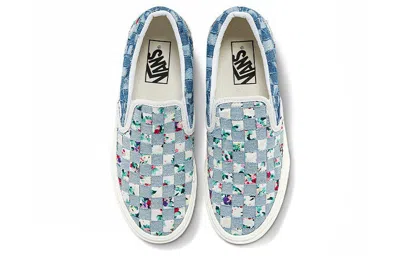 Vans (wmns)  Classic Slip-on Stackform Low-top Sneakers Denim-blue 'blue White' In Multi