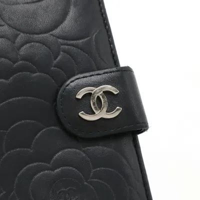 Pre-owned Chanel Camellia Black Wallet (bi-fold) ()