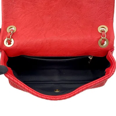 Pre-owned Chanel Chevron (v Stitch) Red Color Leather Shoulder Bag ()
