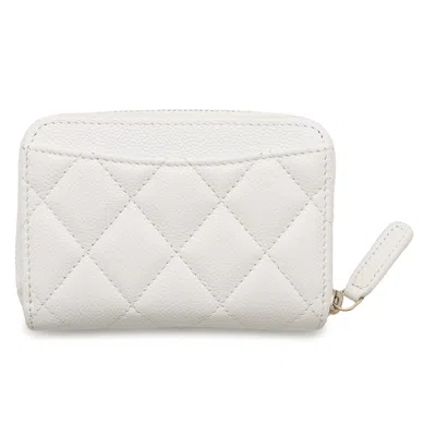 Pre-owned Chanel White Grained Calfskin Coin Purse/coin Case ()