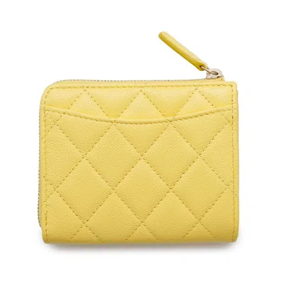 Pre-owned Chanel Yellow Grained Calfskin Coin Purse/coin Case ()