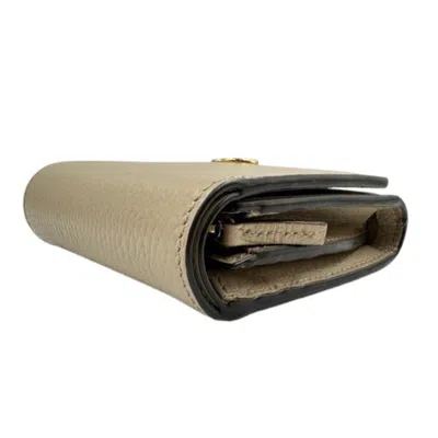 Pre-owned Gucci Beige Pvc Wallet (bi-fold) () In Sand
