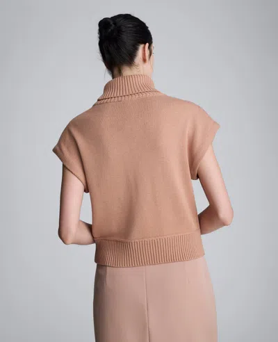 Kenneth Cole Sleeveless Mockneck Sweater With Shoulder Pads In Neutral