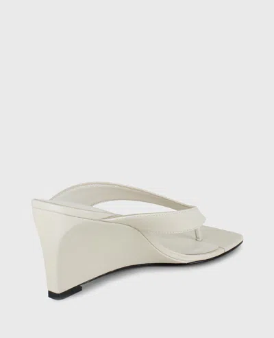 Kenneth Cole Susannah Leather Thong Wedge Sandal In Brown