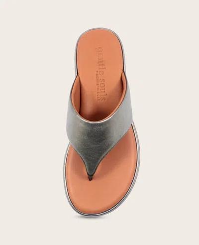 Gentle Souls - Daya Metallic Thong Sandal In Gray