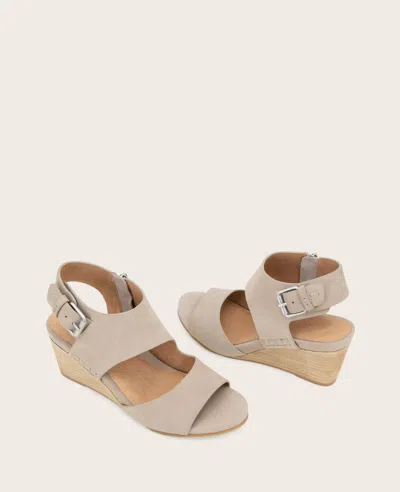 Gentle Souls Tilly Wedge Sandal In Multi