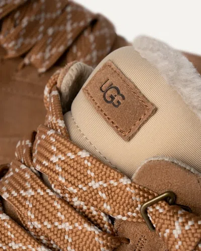 Ugg Stylish Boot-style Sneakers With Plush Lining In Brown