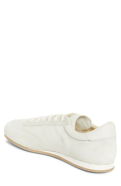 Common Projects Low Top Sneakers Rubber Sole In White