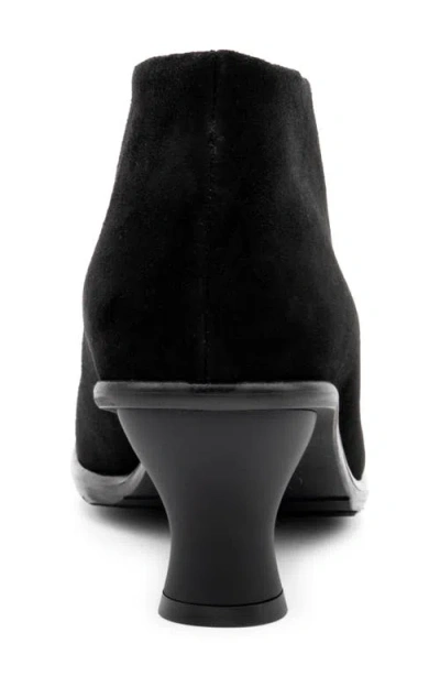 Rangoni Beverly Bootie In Black