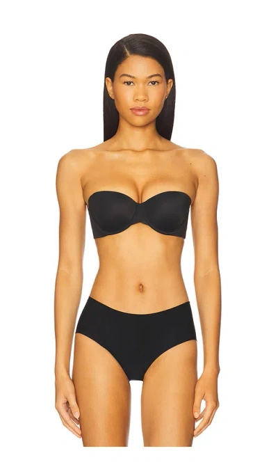 Calvin Klein Underwear Lightly Lined Strapless Bra In Black