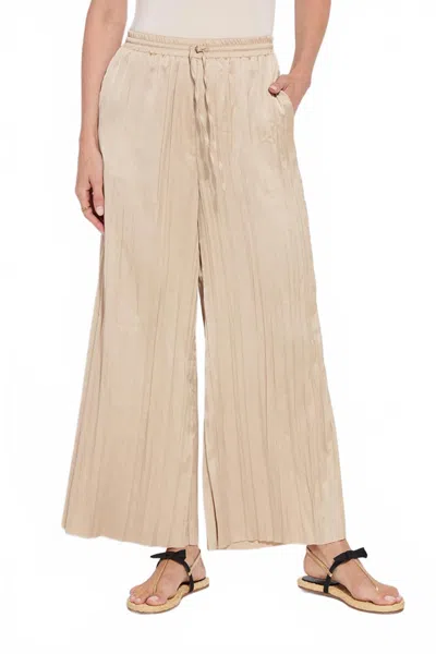 Lyssé Packable Pleated Palazzo Pant In Chablis In Neutral